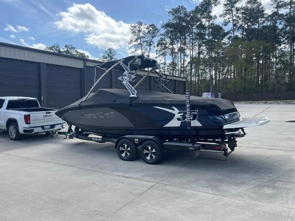 2011 MasterCraft X-35