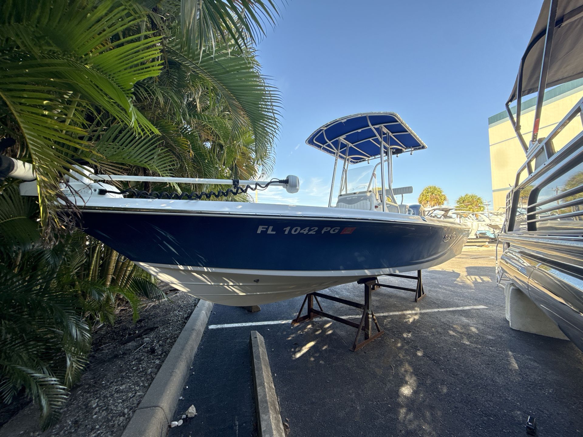 2012 Blue Wave 2200 Pure Bay CC