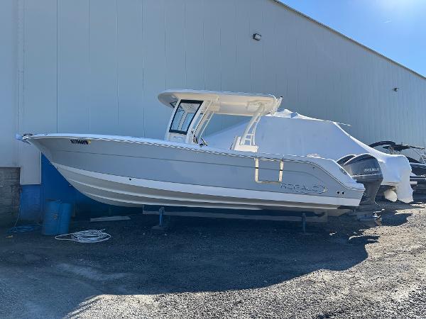 2020 Robalo R302