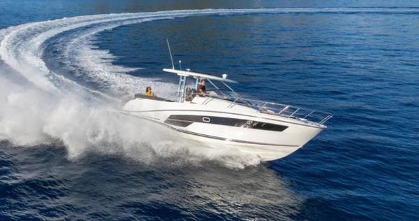 2016 Jeanneau Cap Camarat 10.5 WA