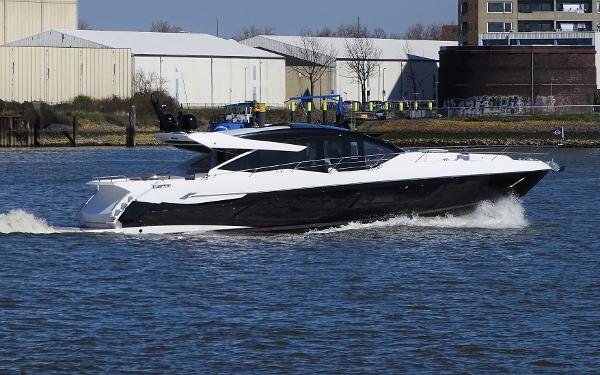 2023 Sunseeker Predator 74 XPS