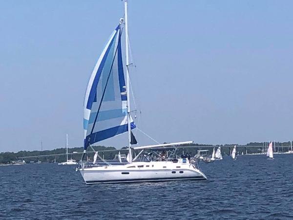 2003 Hunter Passage 420