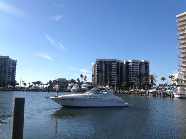1995 Sea Ray 1995 Sea Ray 370 Sundancer