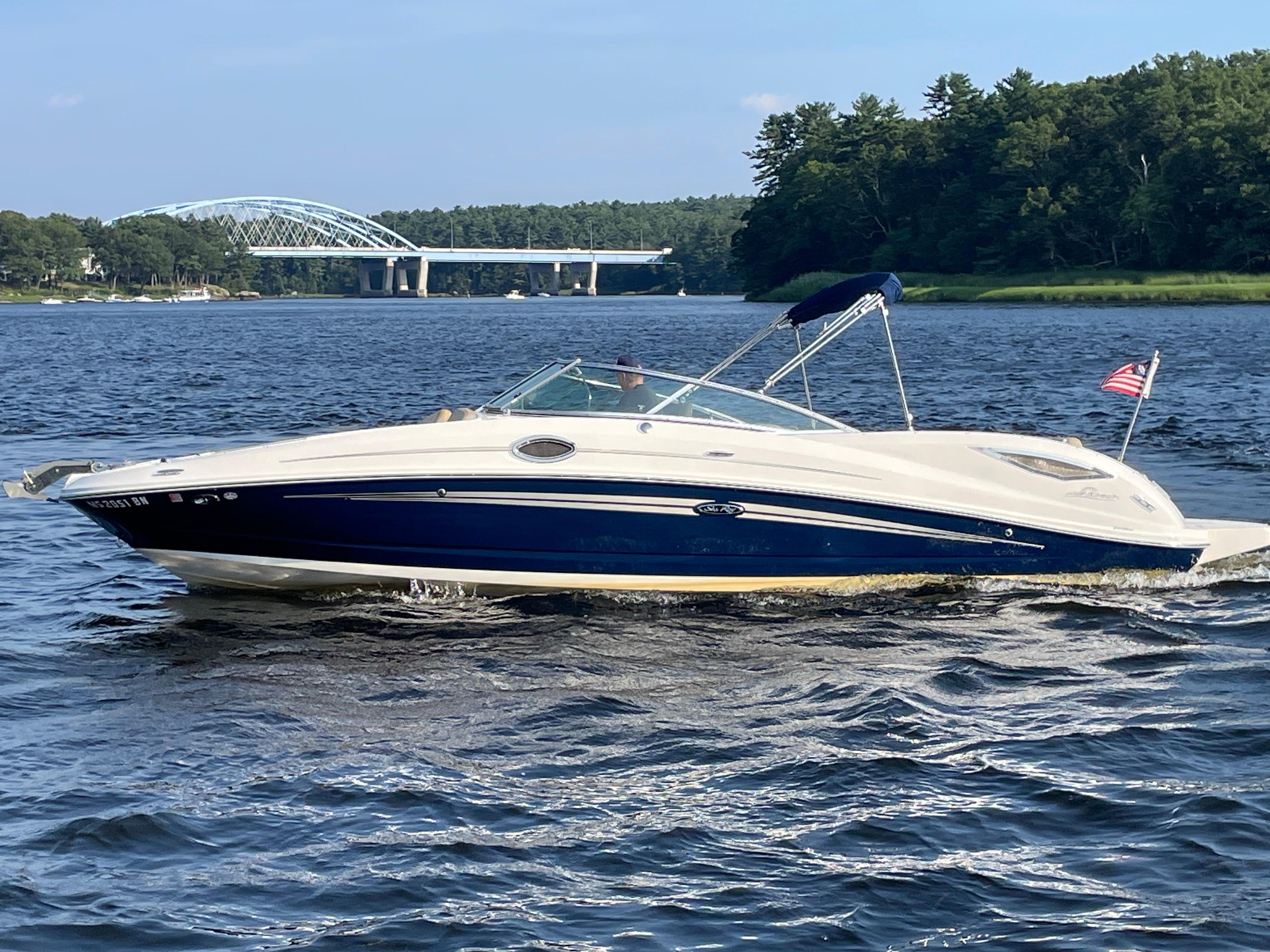 2011 Sea Ray 300 Sundeck