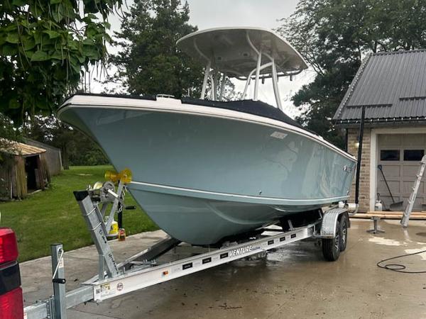 2023 Sailfish 220 CC