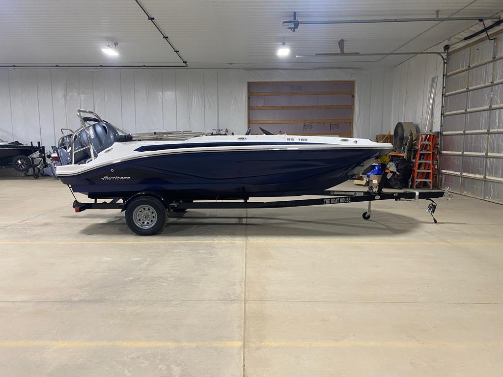 2025 Hurricane SunDeck Sport 185 OB