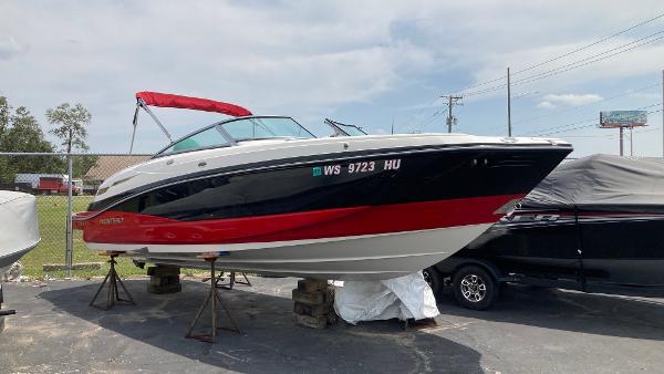 2010 Monterey M5 Sport Boat
