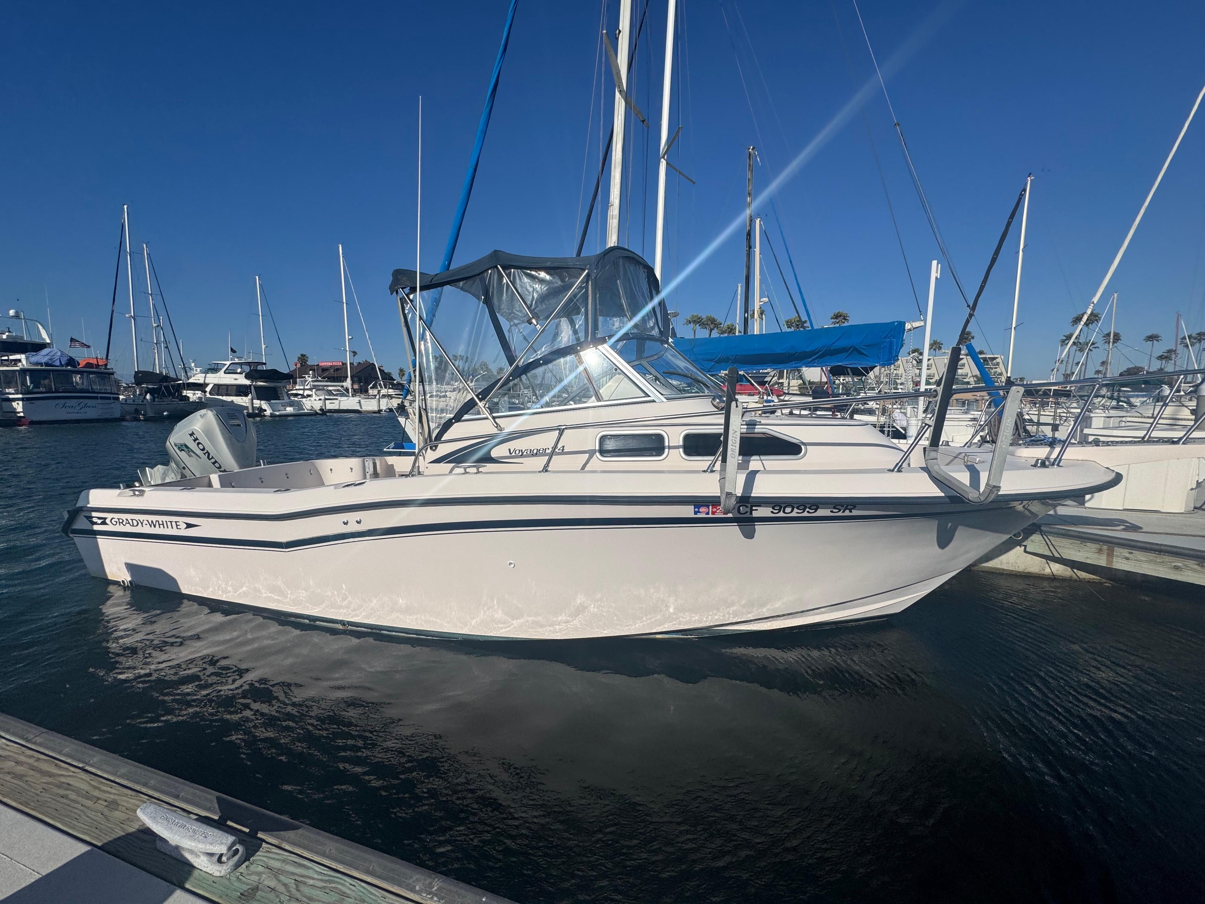 Grady-White Voyager 248