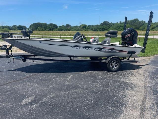 2019 Bass Tracker Pro Team 195