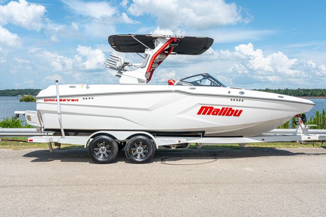2024 Malibu 23 MXZ