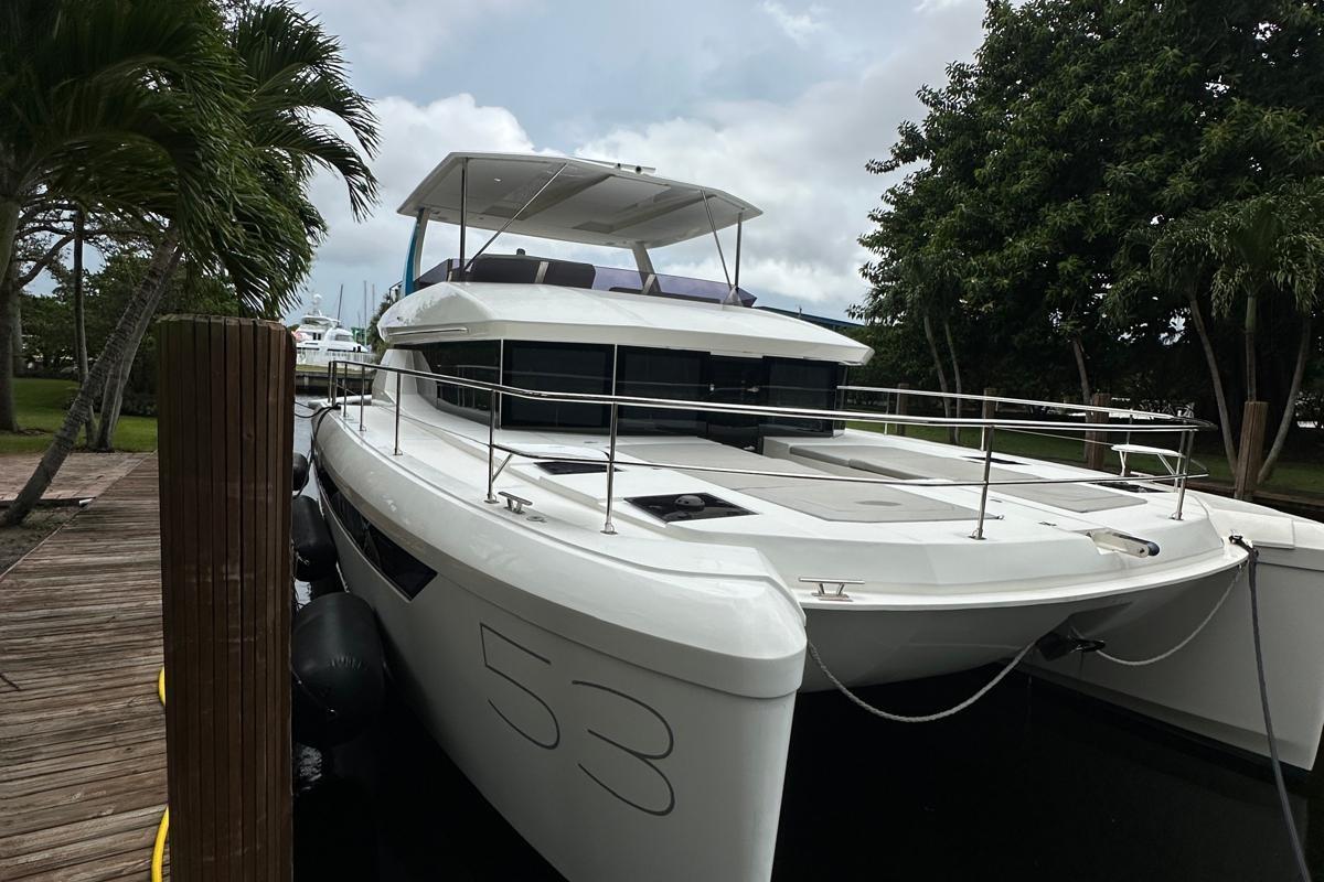 2022 Leopard 53 Powercat