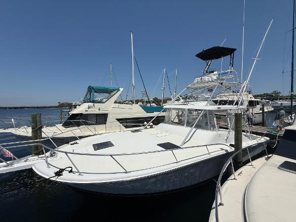 1997 Luhrs 38 Open