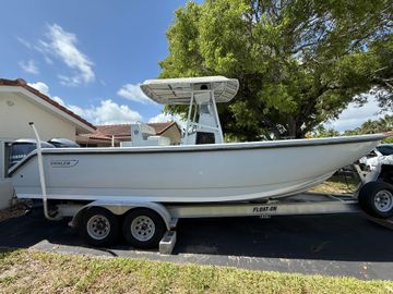 2005 Boston Whaler 260 Outrage
