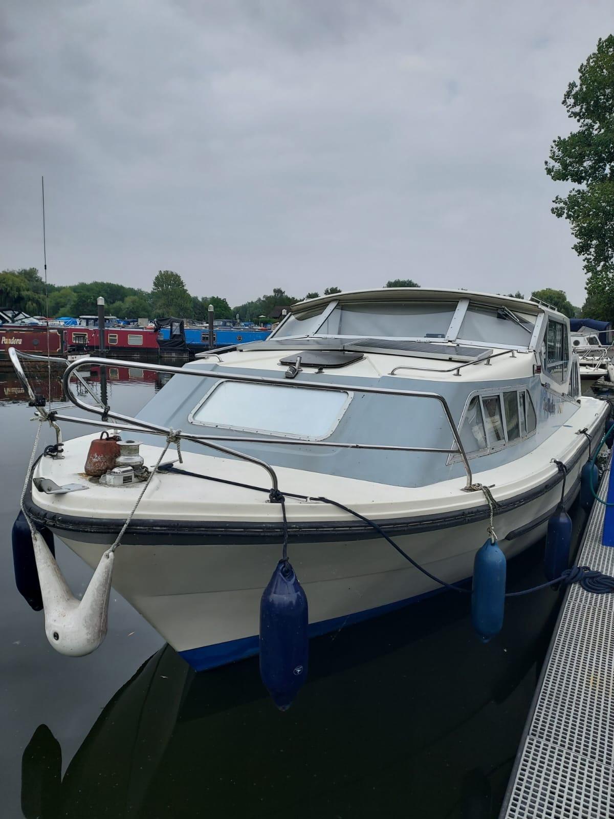 1992 Sheerline 950 Center