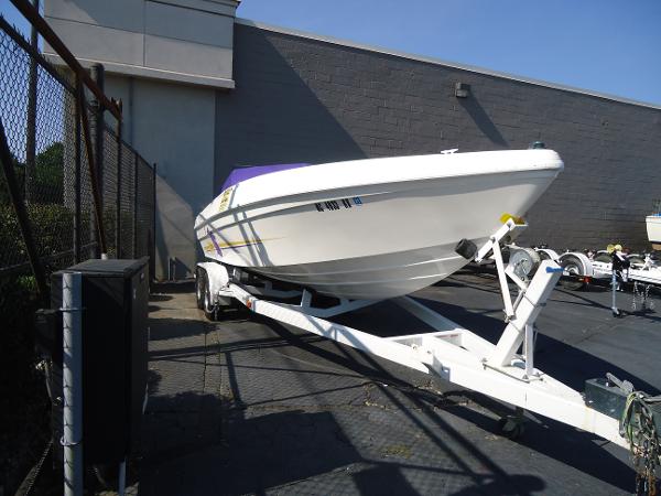 Used 1998 Checkmate 253 Convincor, 33062 Pompano Beach - Boat Trader