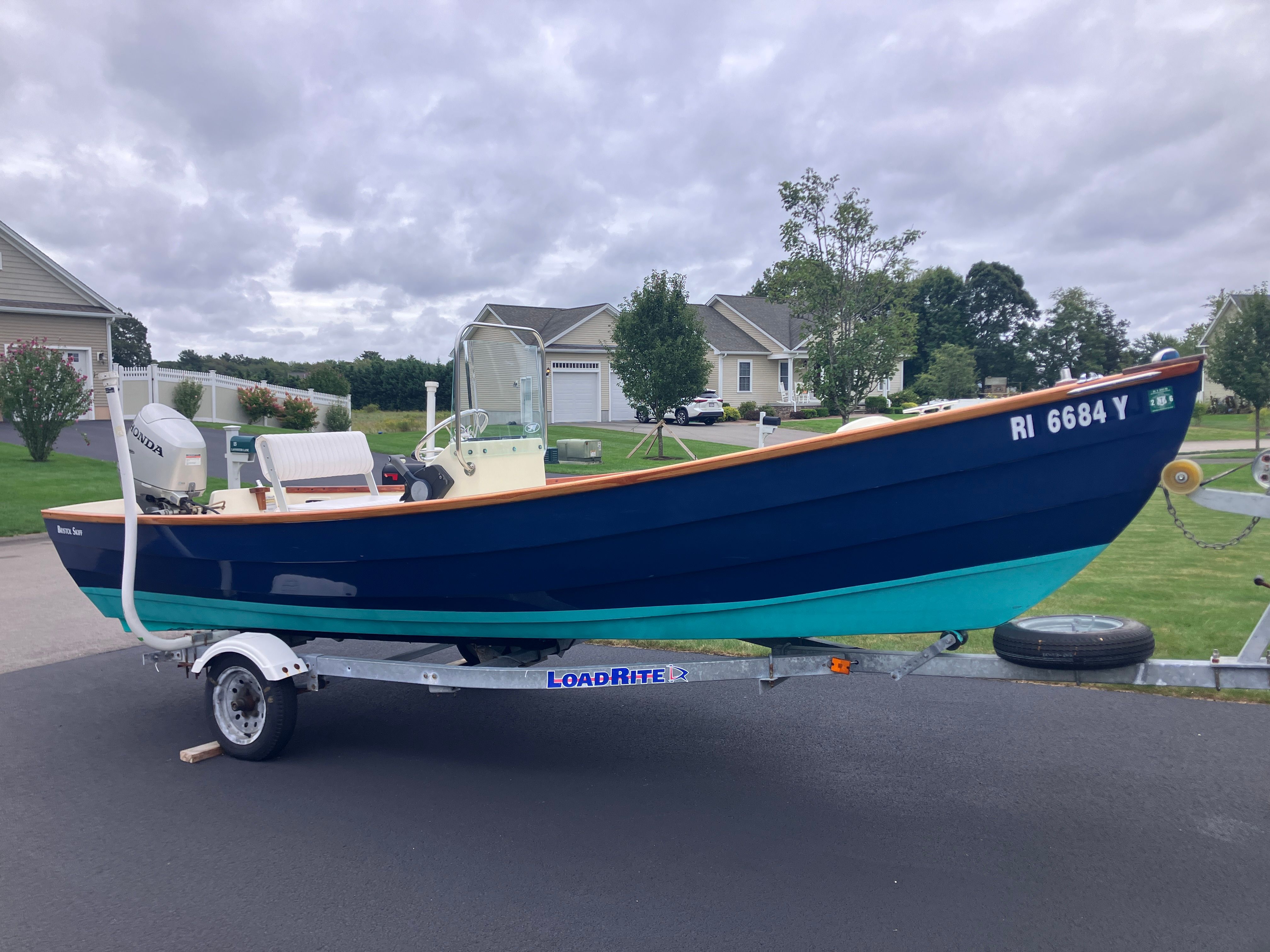 2004 HOLBY MARINE Bristol Skiff