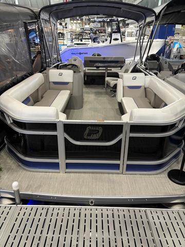 Princecraft VECTRA 23 RL TRITOON 150HP