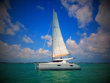 2014 Fountaine Pajot Mahe 36 Evolution - Owner's Version