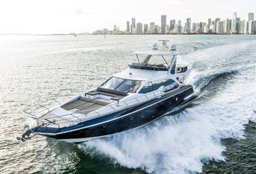 2017 Azimut 66