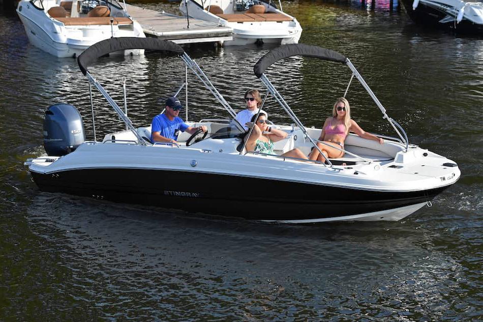 Stingray Boat image