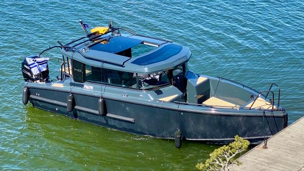 2021 XO Boats 260 Cabin (EXPLR 9)
