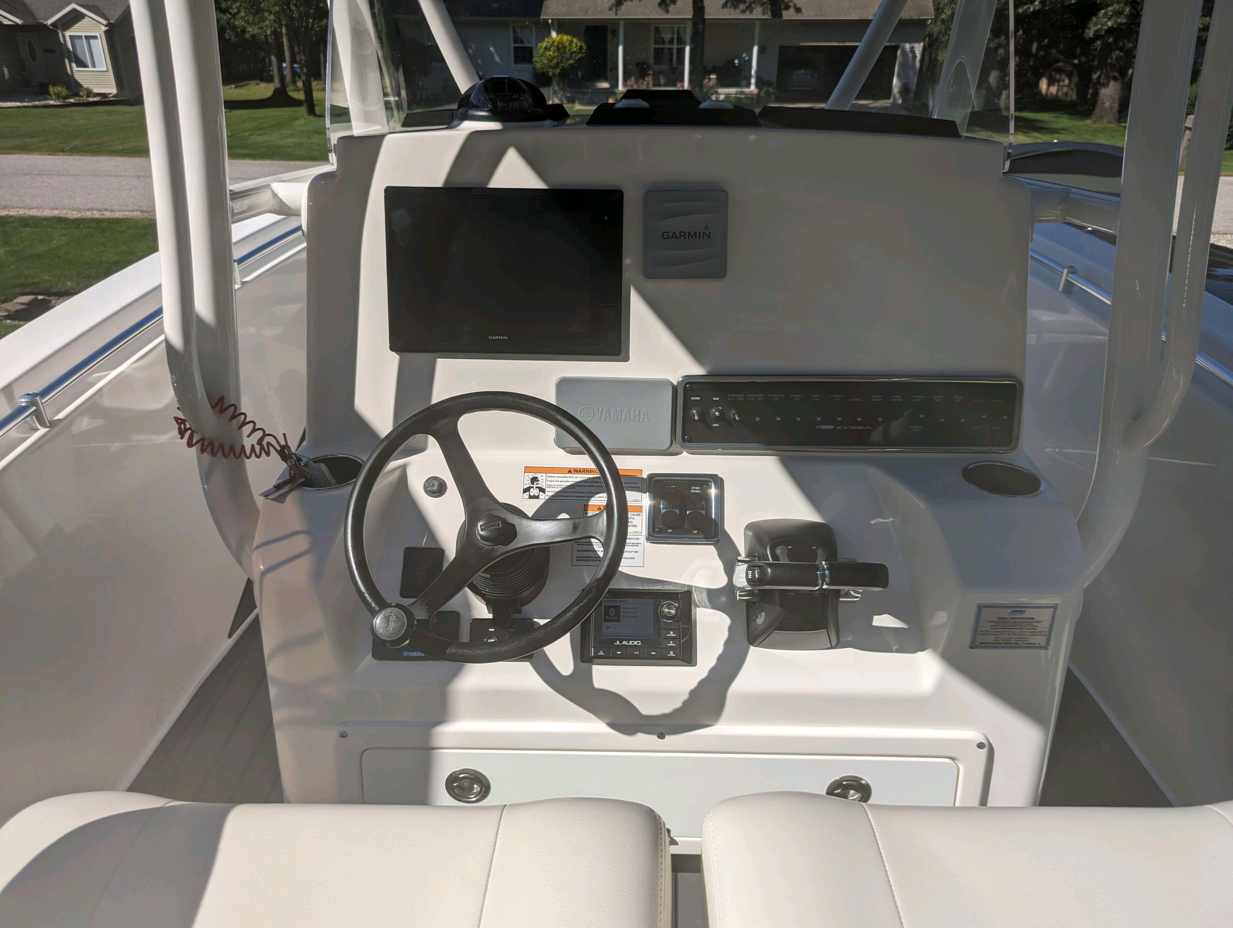 2019 Cobia 277 Center Console