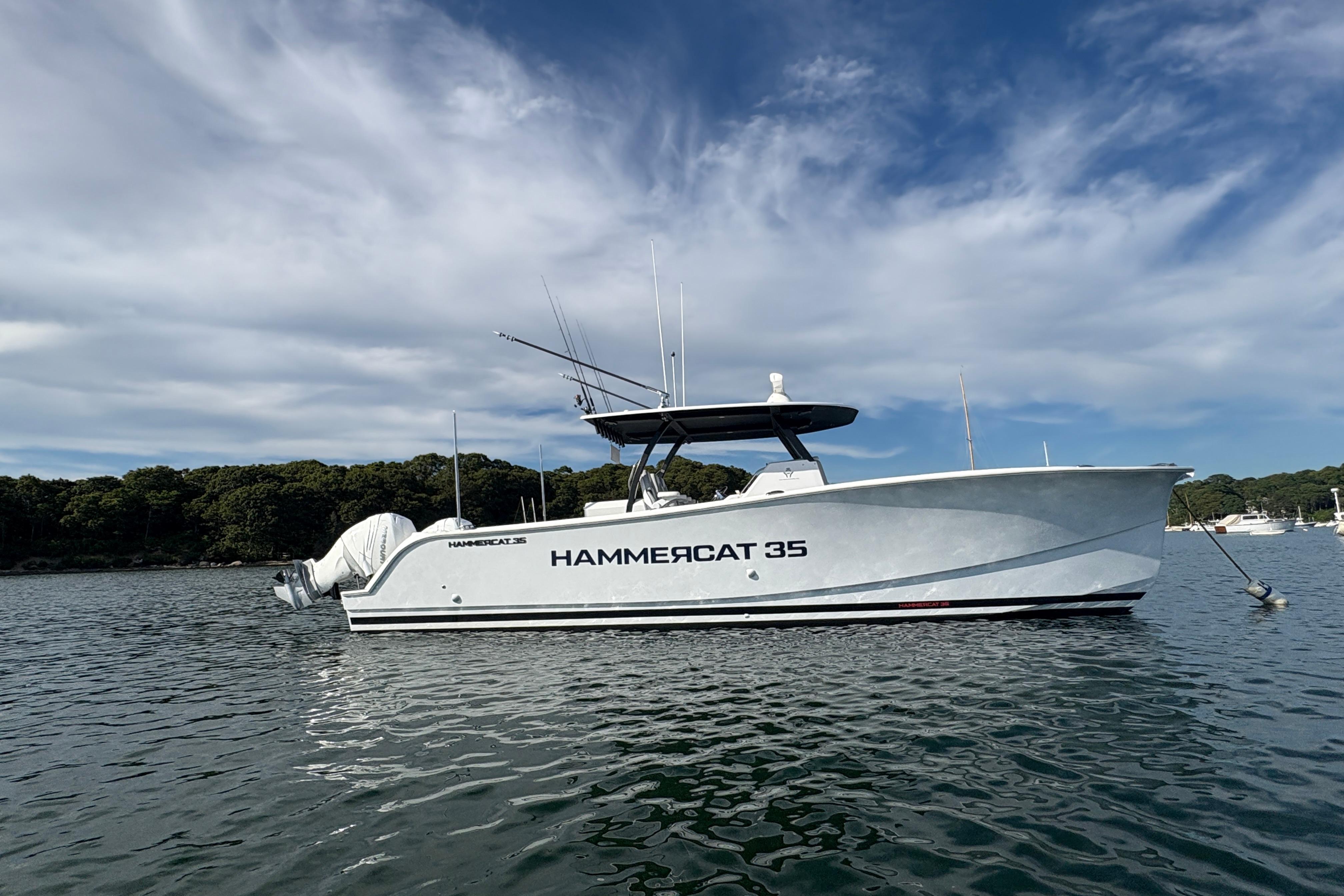 2022 Hammer Yachts HammerCat 35