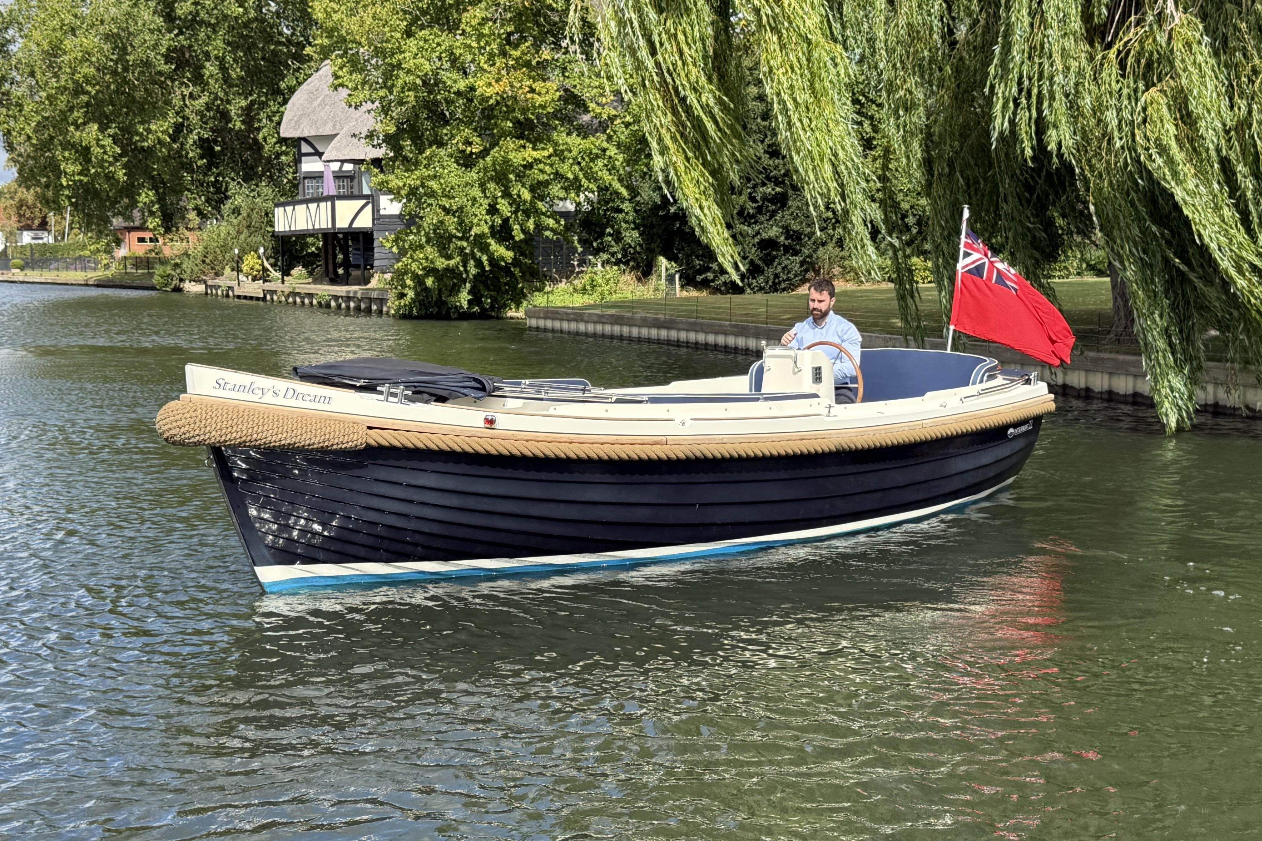 2011 Interboat 22
