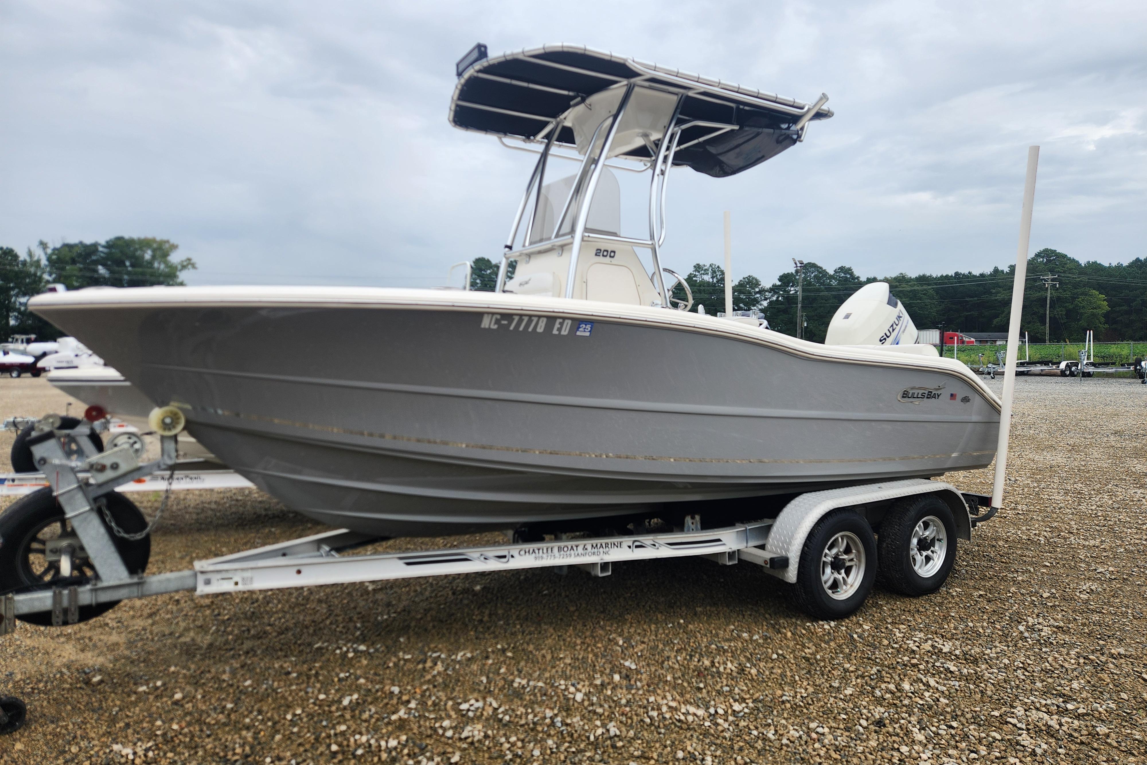 Bulls Bay 200 Center Console 2016 Bulls Bay 200 Center Console boat on trailer in outdoor setting.