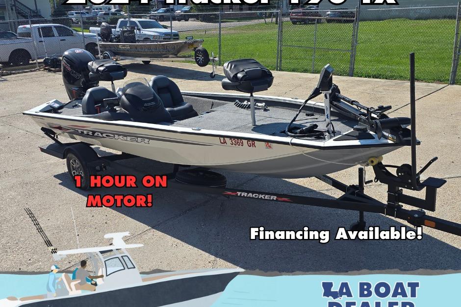 Tracker Pro Team 190 TX 2024 Tracker Pro Team 190 TX boat with trailer, available for financing.