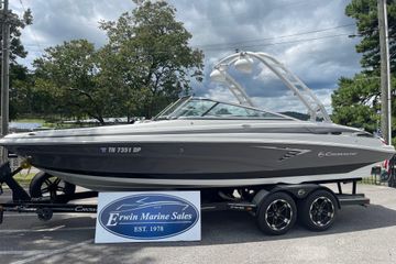 2024 Crownline 240 SS