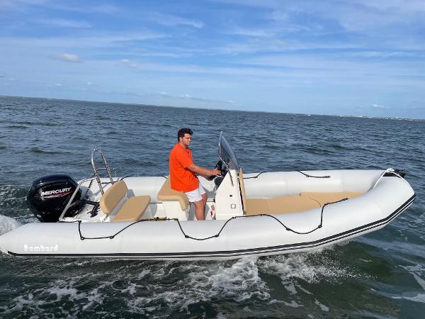 2025 Bombard Sunrider 650