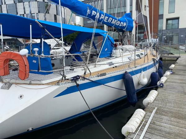 1990 Sweden Yachts 50