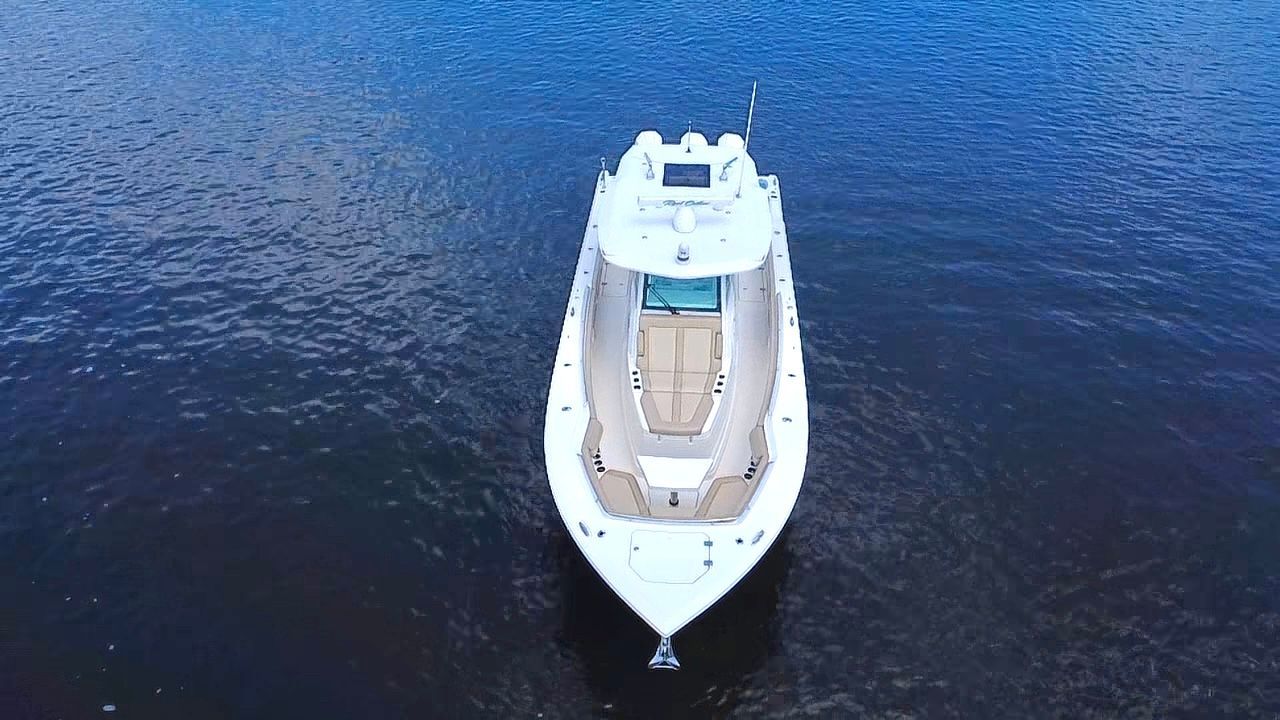 2019 Sailfish 36 elite