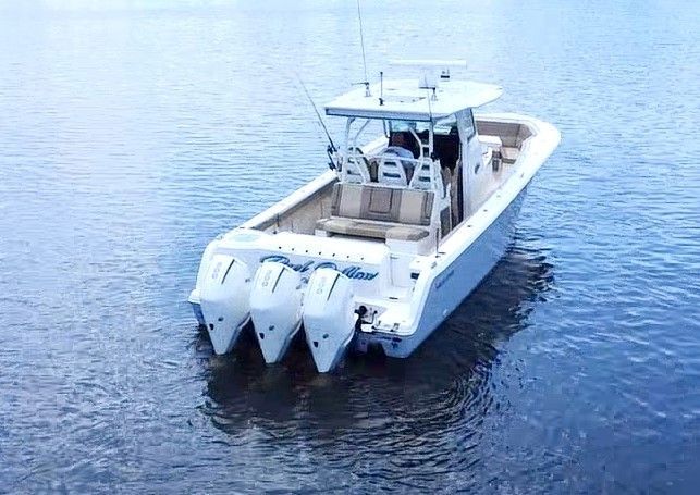 2019 Sailfish 36 elite