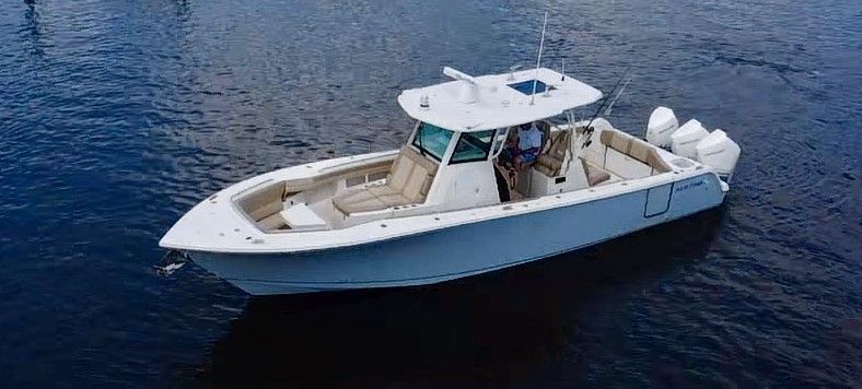 2019 Sailfish 36 elite