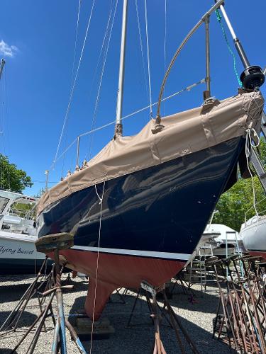 1975 Sabre Sabre 28