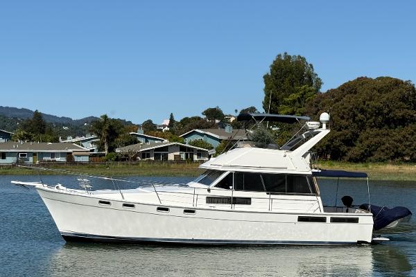 1990 Bayliner 3888 Motoryacht, Discovery Bay California