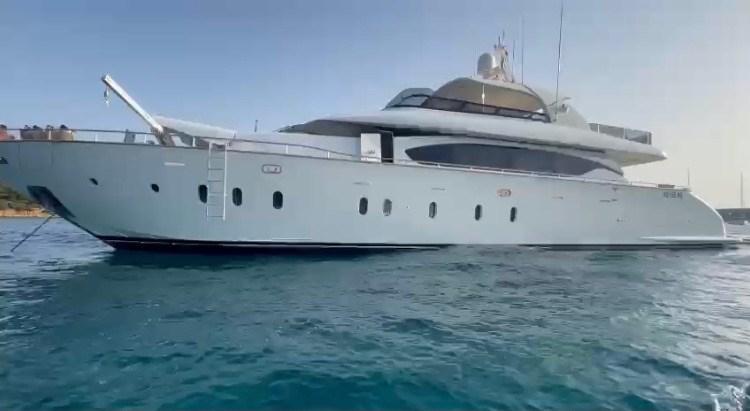 2007 Maiora 27