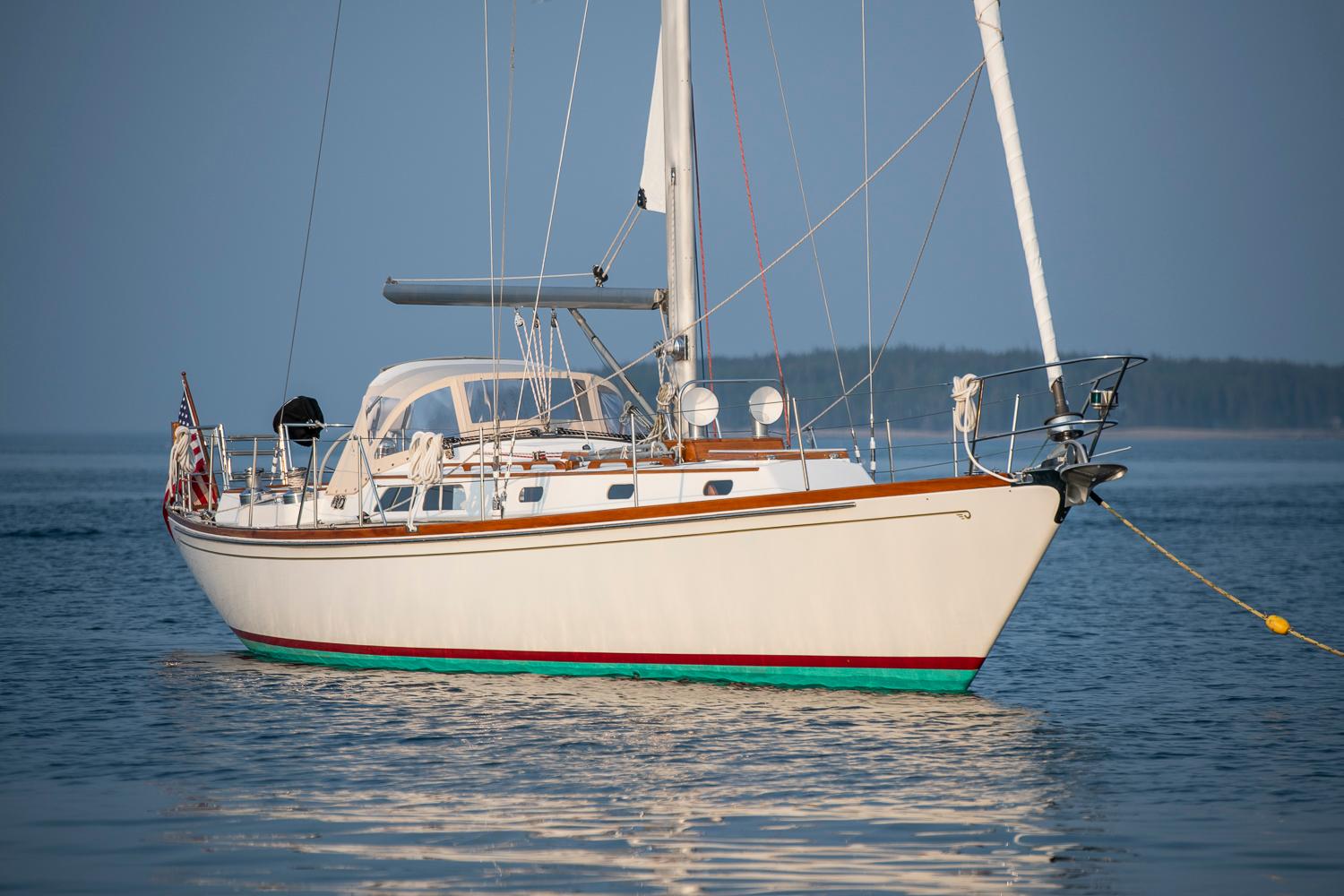 1988 Hinckley Sou'wester 42