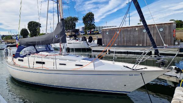 Contessa 32