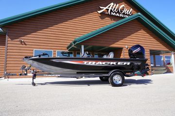 2025 Tracker Pro Team 175