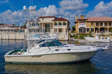 2004 Pursuit 3800 Express
