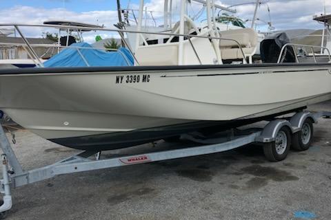 2019 Boston Whaler 210 Montauk