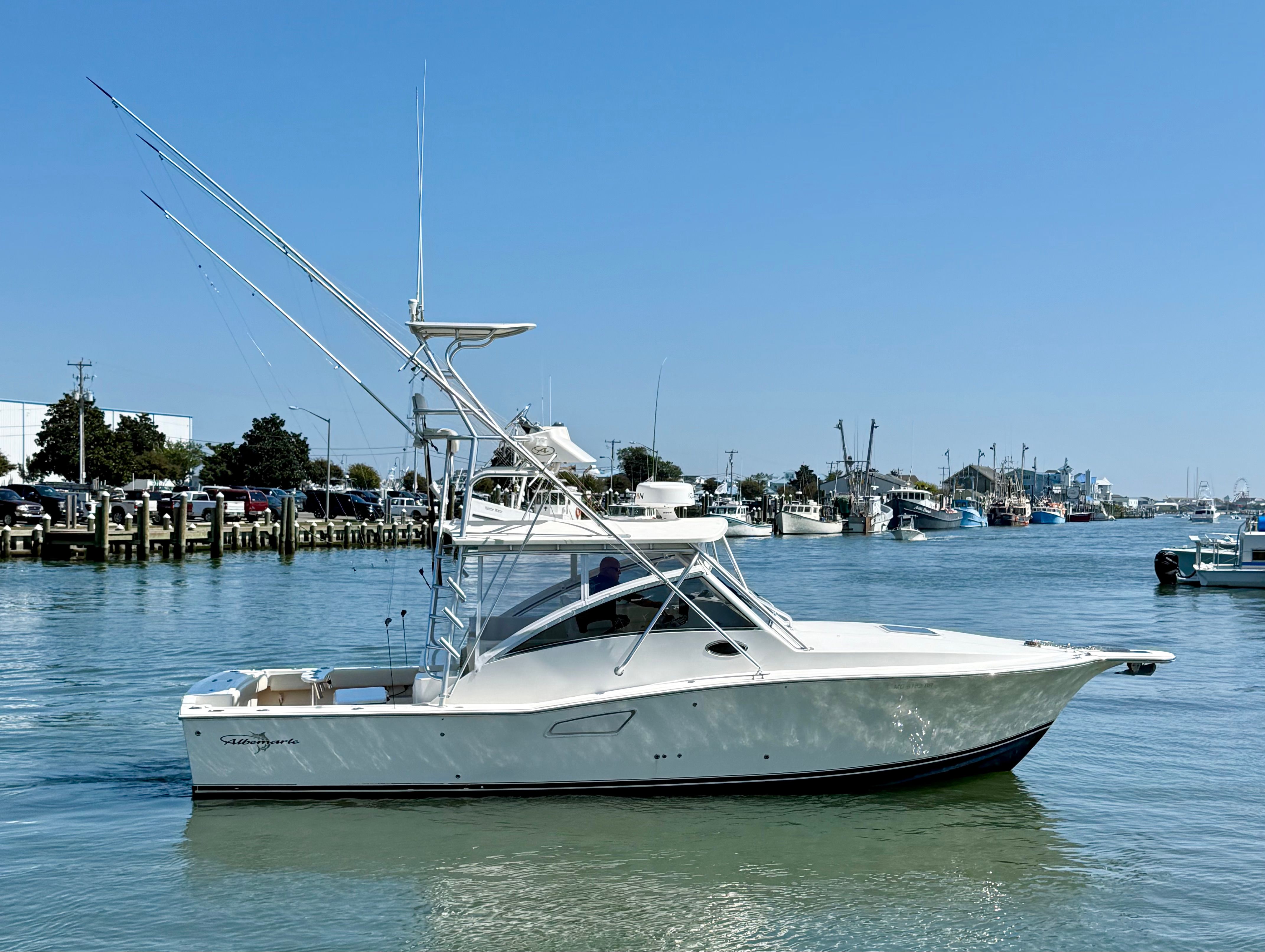 2004 Albemarle 320 Express Fisherman