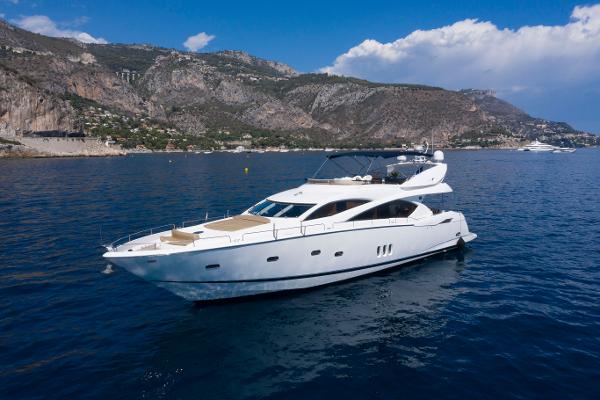 2003 Sunseeker 82 Yacht