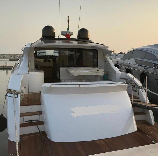 2009 Pershing 72