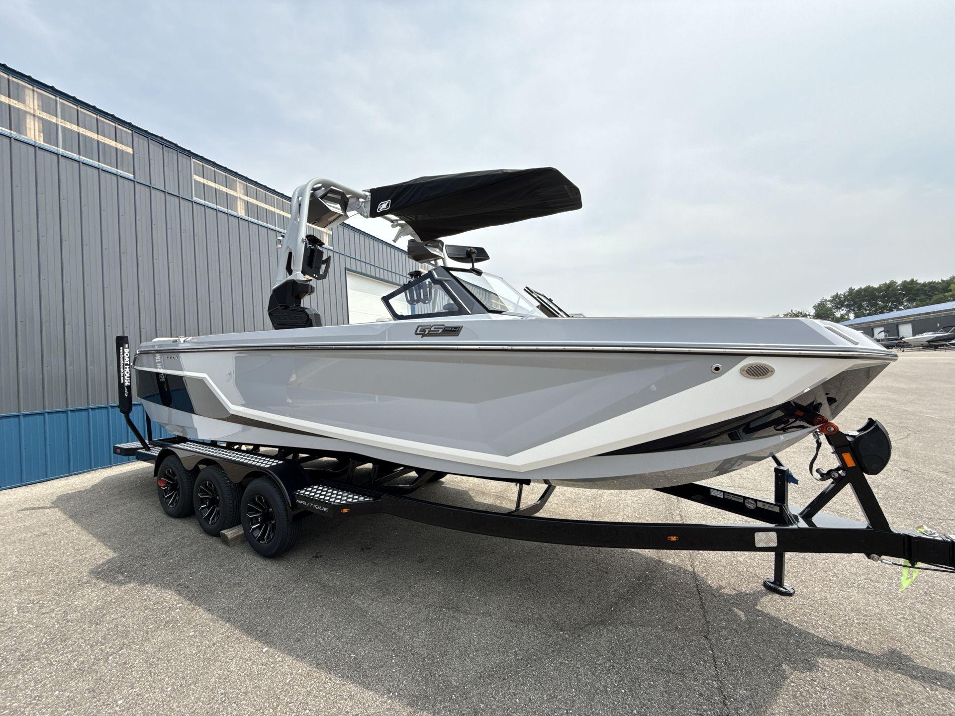2025 Nautique GS24