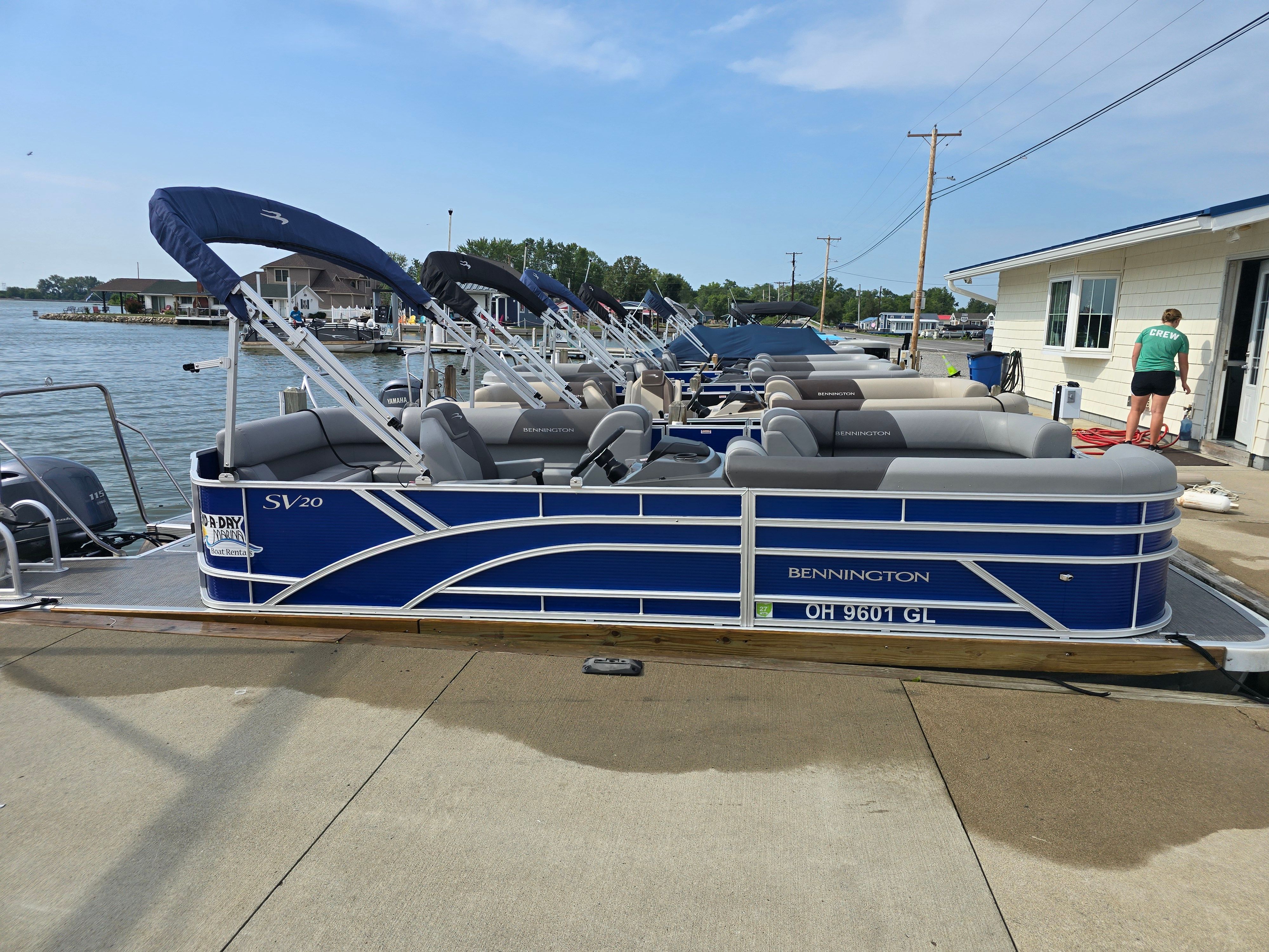2024 Bennington 20 SVL SPS