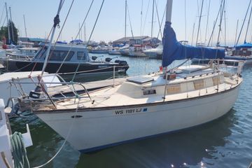 1980 Cape Dory Intrepid 9 Meter